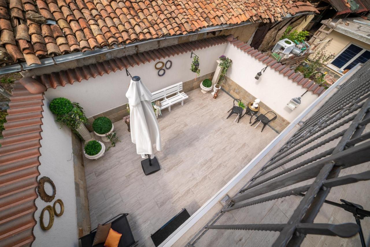 The Gallery Guest House - Garden And Garage Велико-Тырново Экстерьер фото